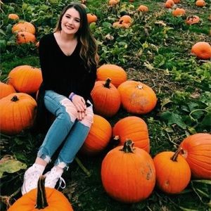 Meet your Posher, Rachel